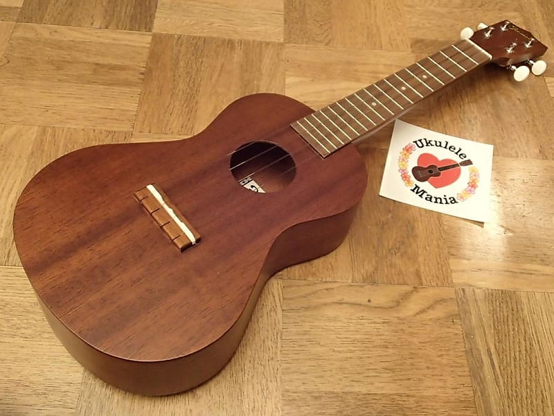 Famous FC 1G Concert Size Mahogany Ukulele | Reverb