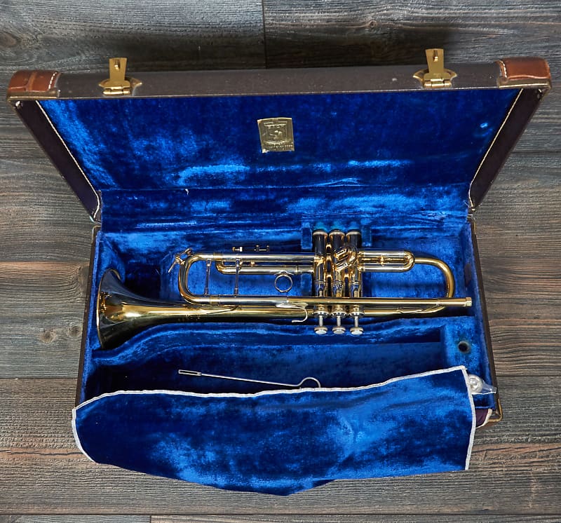 Bach Stradivarius 37 Trumpet 1960's With Case | Reverb