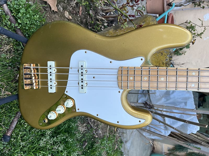 1981 Fender Collector's Series Jazz Bass - Atzec Gold - OHSC image 1