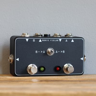 Sonic Fields Dual True Bypass Looper with Order switch image 2