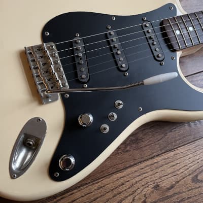 ギター Greco se600 Left Jeff beck Greco se600 Left Jeff beck