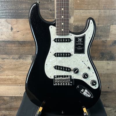 美品、Fender MEXICO Player 70th プロ調整済み Fender MEX 70th Anniversary Player Stratocaster (Nebula Noir
