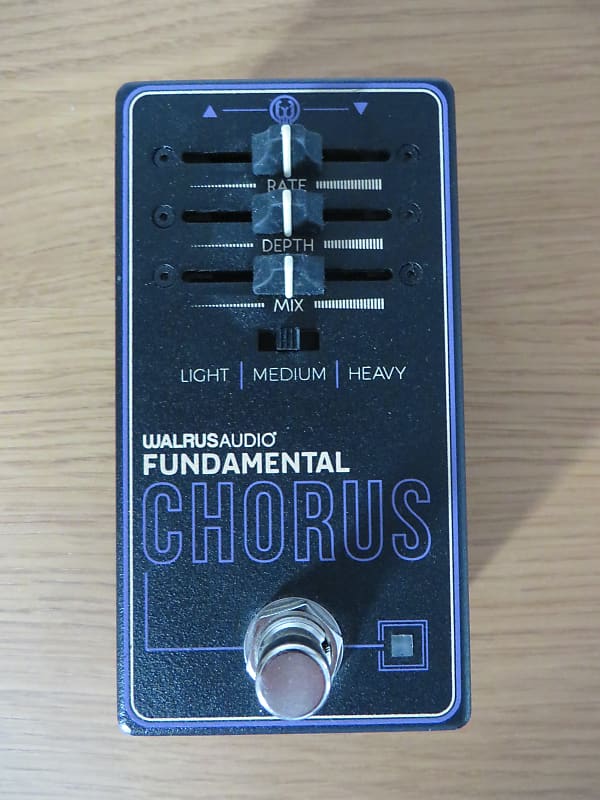 Walrus Audio Fundamental Chorus