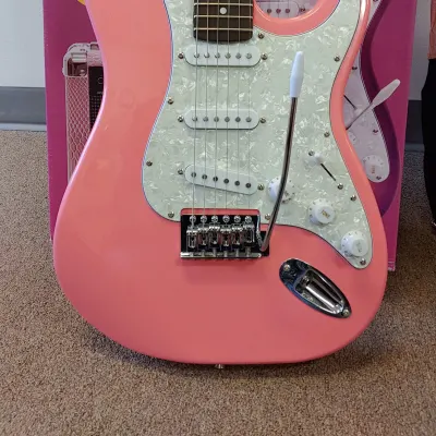 Darling Divas Stratocaster New Bubble Gum Pink image 1