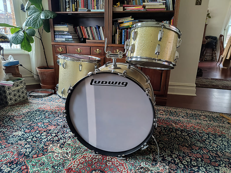 Vintage 1970s Ludwig No. 999 Deluxe Classic Outfit 9x13 / 16x16 / 14x24" Drum Set (3-Ply) in Silver Sparkle image 1