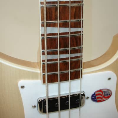 Rickenbacker 4003 Electric Bass Guitar - Mapleglo Includes Case