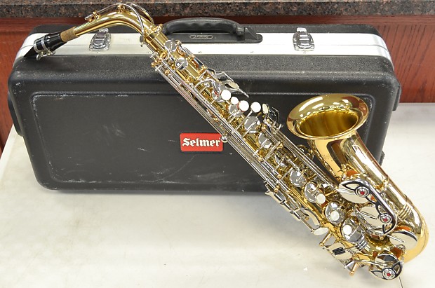 Selmer AS500 Alto Saxophone Sax with Case