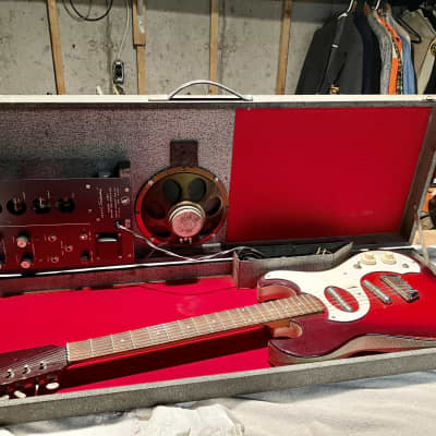 Silvertone Silvertone guitar with Amplifier in case 1964-1966 for sale