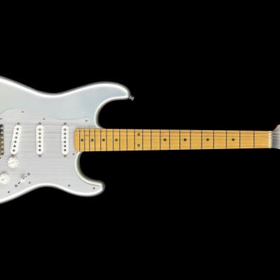 Fender H.E.R. Stratocaster MN - Chrome Glow - b-stock MX20185152 image 11