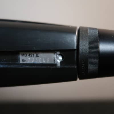 Sennheiser MD 421 II Cardioid Dynamic Microphone image 7