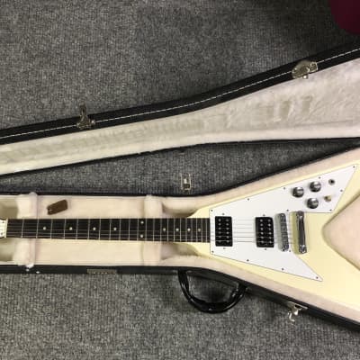 Gibson USA '67 Flying V 1991 - Classic White | Tone Wolf