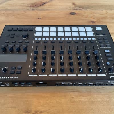 Roland MC-707 Groovebox 2019 - Present - Black image 6