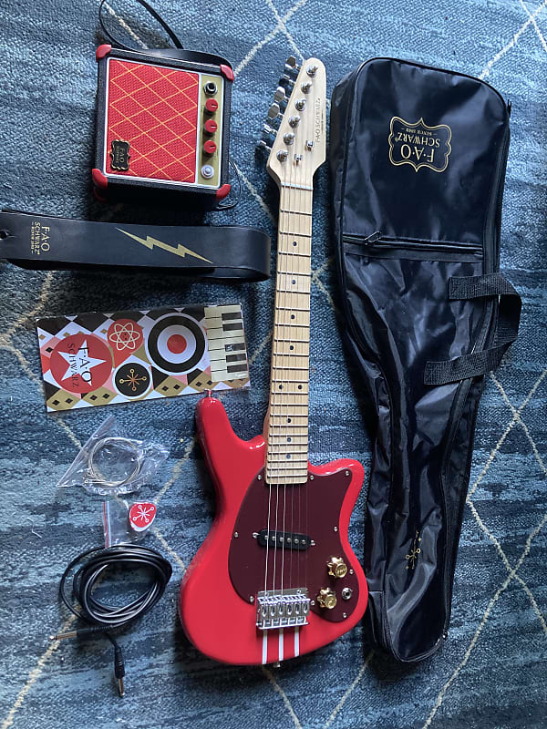 Kid Size Real Electric Guitar +amp FAO Schwarz Stage Stars Reverb