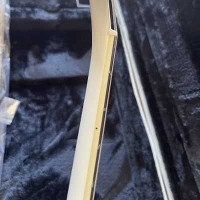 Epiphone Tommy Thayer Signature "White Lightning" Explorer 2018 - 2019 - Metallic White image 9