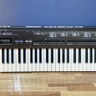 [Excellent] Casio HZ-600 SD 61-Key Synthesizer - Black VERY RARE