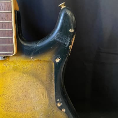 Solo guitar body and neck made in Italy for projects image 3