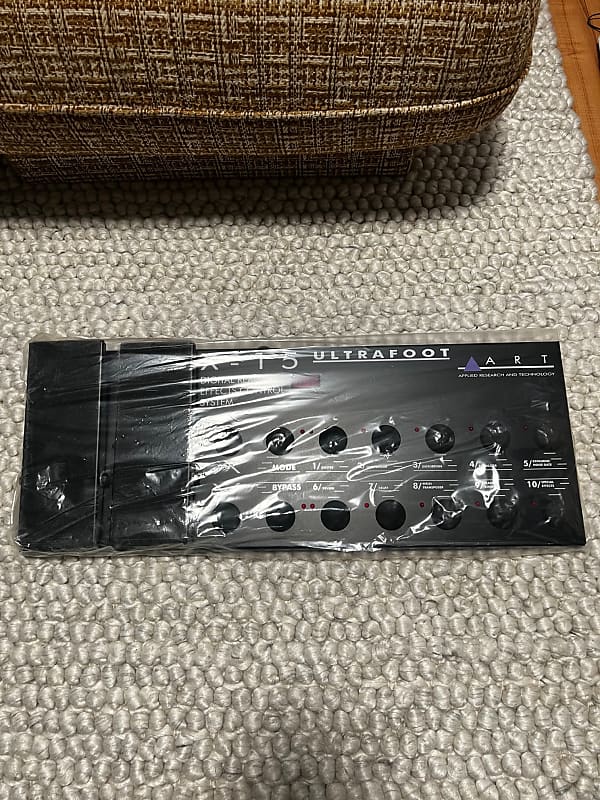 ART X15 Ultrafoot Black Reverb