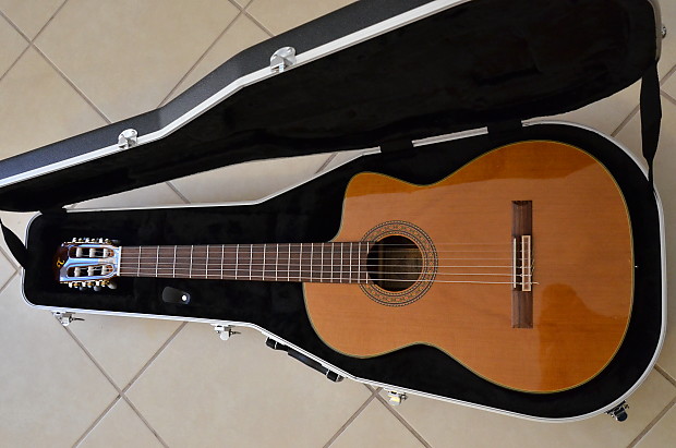 Takamine ec132sc best sale