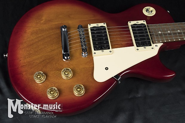 ギター Epiphone Les Paul studio Made in Korea ギター Epiphone Les Paul studio Made in Korea Epiphone Les Paul