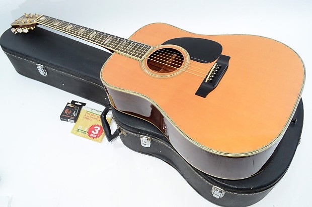 Excellent MORRIS acoustic guitar W-100 guitar RefNo 101210