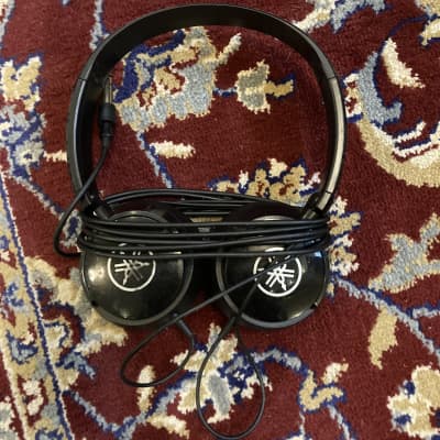 Yamaha HPH-50B Closed-Back Headphones image 2