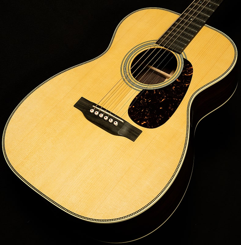 Martin 00-28 Acoustic Guitar | Martin Guitar