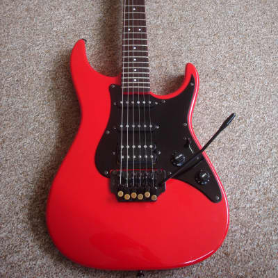 FERNANDES リボルバー FR-55　赤　オーバーホール済 FERNANDES リボルバー FR-55 赤 オーバーホール済 - メルカリ