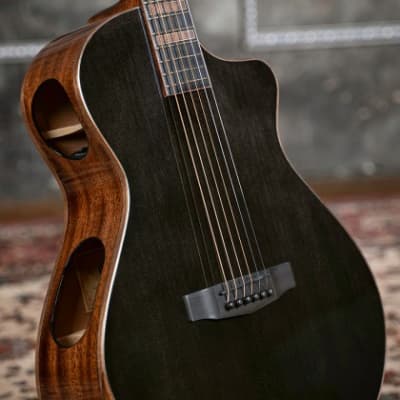 Cort Modern Black Trans Black Gloss w/Case (B Stock) image 6