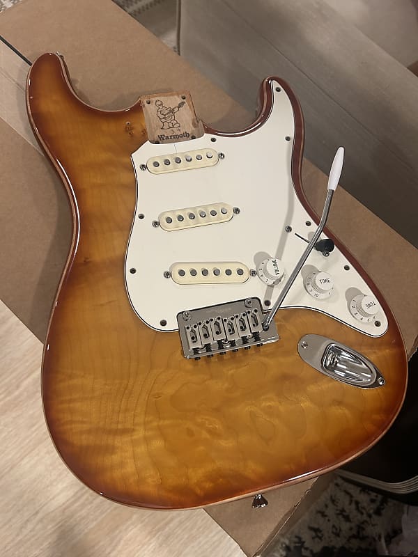 Warmoth Loaded Body Stratocaster 2023 Honey Burst Reverb 2314