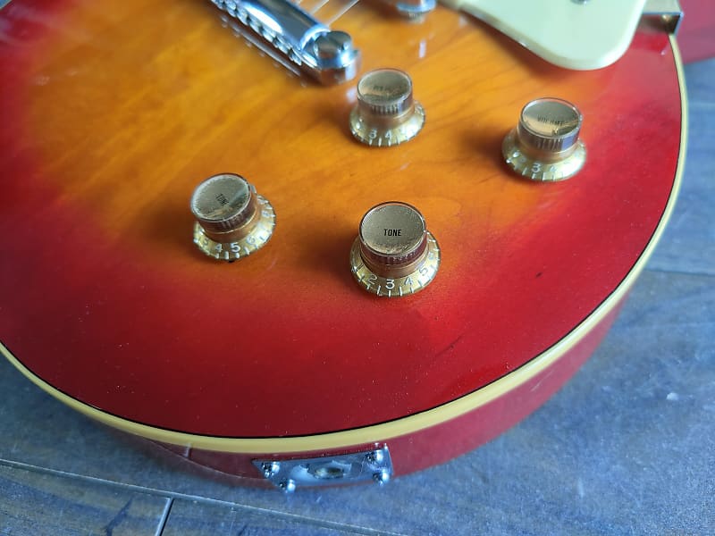 1970's Yamaha SL380 Studio Lord Single Cutaway Standard