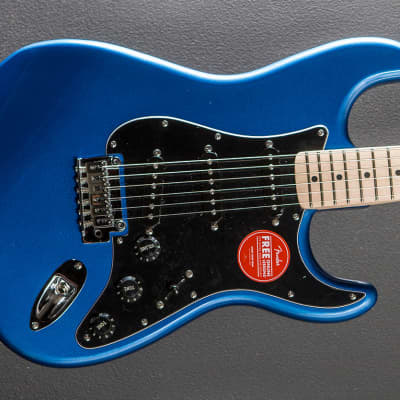 Fender Squier Affinity Stratocaster 2013 Lake Placid Blue | Reverb