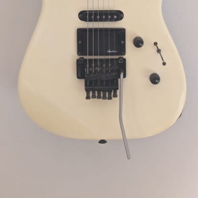 Charvel Model 3 1987 - Pearl White image 2
