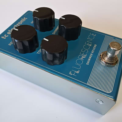 TC Electronic Fluorescence Shimmer Reverb | Reverb