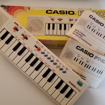 Casio PT-10 29-Key Mini Synthesizer with original box