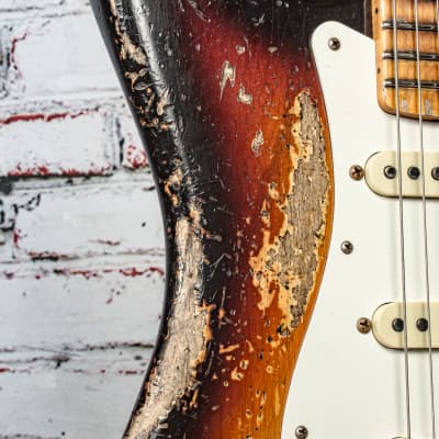 Fender - B2 Custom Shop Limited Edition - Red Hot Stratocaster® Electric Guitar - Maple Fingerboard - Super Heavy Relic - Faded Chocolate 3-Tone Sunburst - w/ Custom Shop Brown Hardshell Case - x9485 image 9