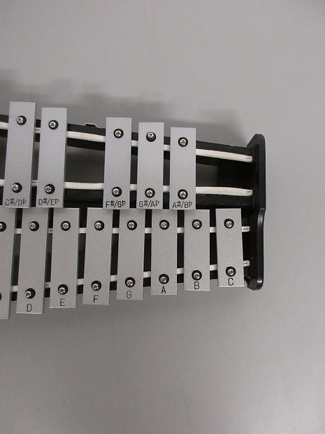 Pearl 32 Key Xylophone