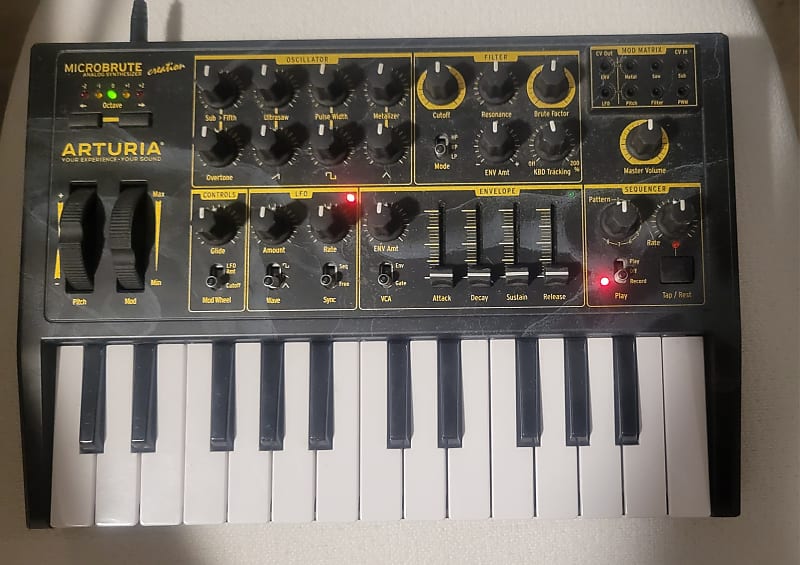 Arturia MicroBrute Creation 25-Key Synthesizer