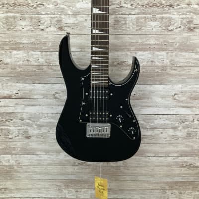 Ibanez Gio Mikro with built in Amp! | Reverb