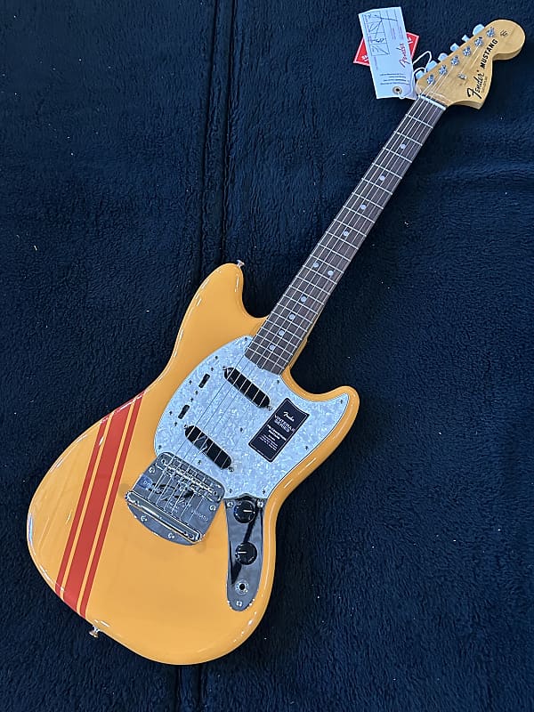 Fender Vintera II '70s Competition Mustang | Reverb