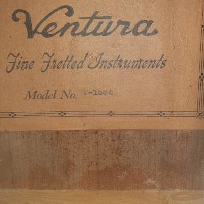 Vintage Ventura V-1584 Classical Nylon String Guitar, Gig Bag, Tuner, Picks image 5