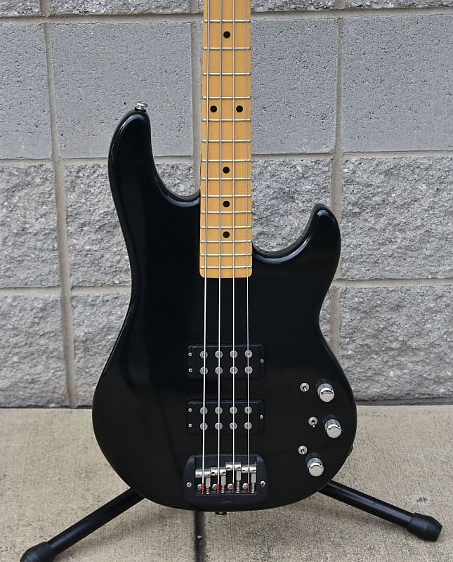 1990 G&L L-2000 Bass