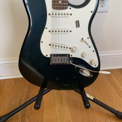 Fantastic 1987 Fender Strat American Std image 2