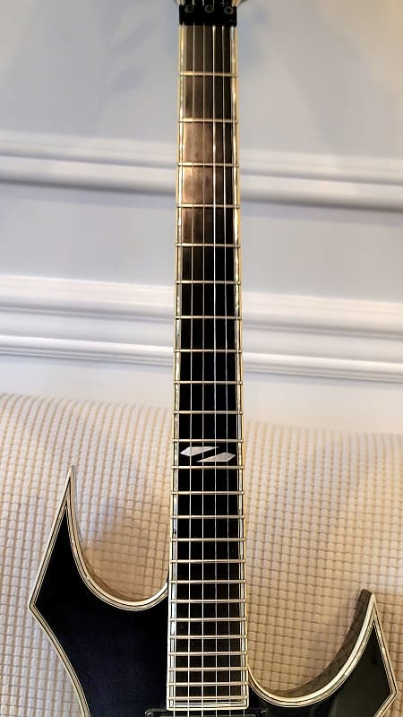 2009 B.C Rich NJ Deluxe Warlock w/EMG's (Onyx Black) – Cool