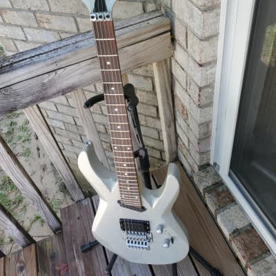 TAGIMA K2 Kiko Loureiro Signature