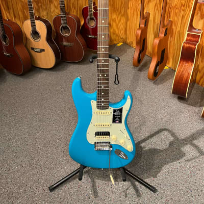 Fender American Professional II Stratocaster HSS with Rosewood Fretboard 2020 - Present - Miami Blue image 1