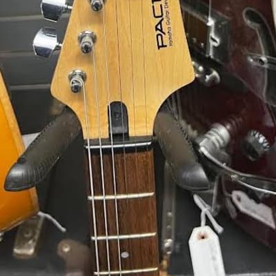 Yamaha Pacifica PAC-012 HSS Electric Guitar, MII (Used) image 4