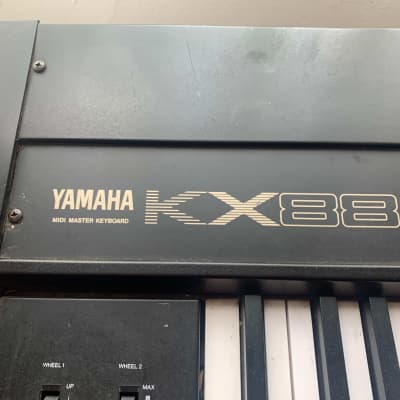 Yamaha KX-88 1985 image 2