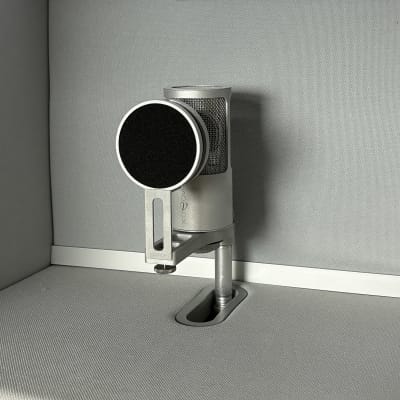 ISOMIC Condenser Microphone (Designed for the ISOVOX) w/ ISOPOP popfilter image 2