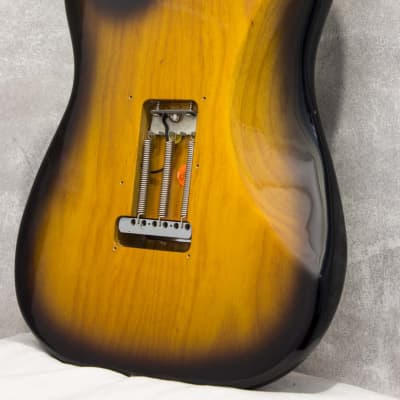 Fender 40th Anniversary American Vintage '54 Stratocaster Sunburst 1994 image 4