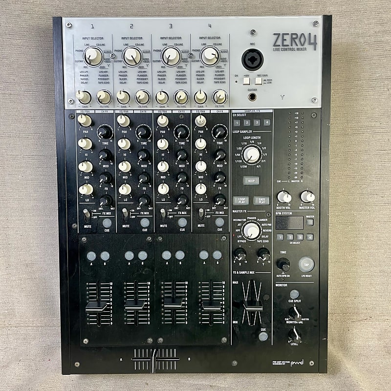 美品！ KORG ZERO4 DJミキサー Korg Zero4 4-Channel DJ Mixer FireWire Controller | zZounds
